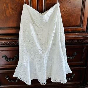 White skirt soft material